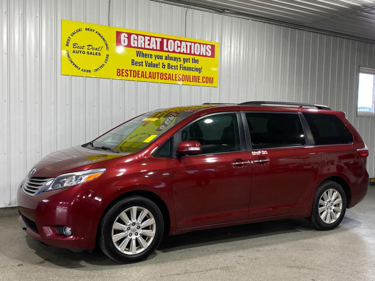 2017 Toyota Sienna XLE 7-Passenger AWD