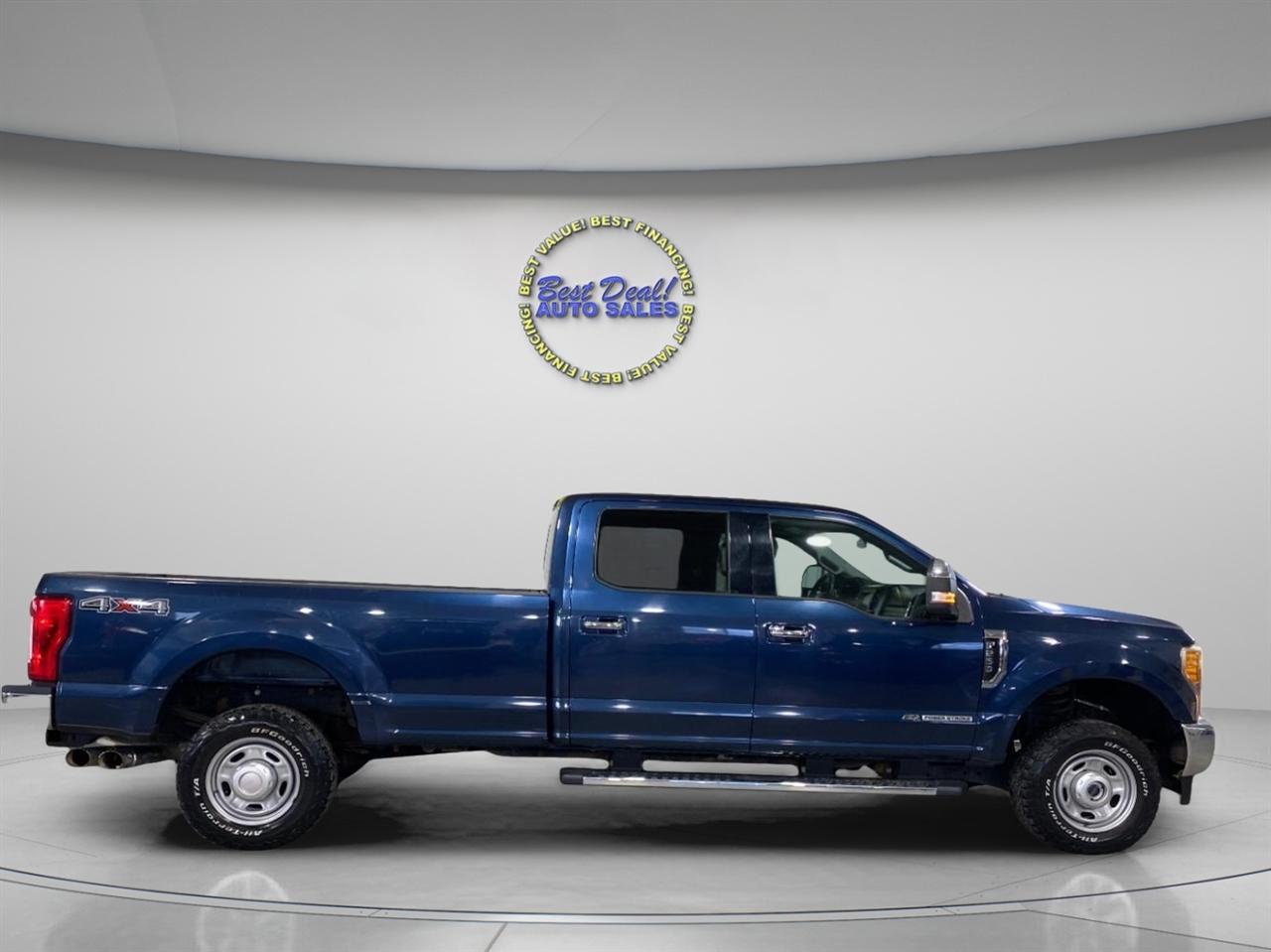 Ford F-250 SD XLT Crew Cab 4WD 2017