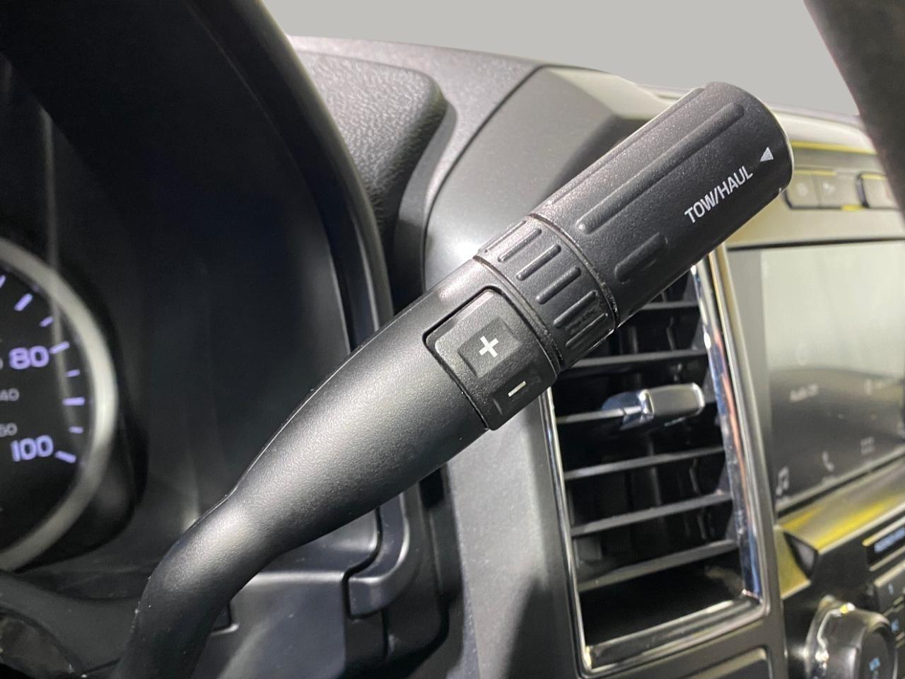 Ford F-250 SD XLT Crew Cab 4WD 2017