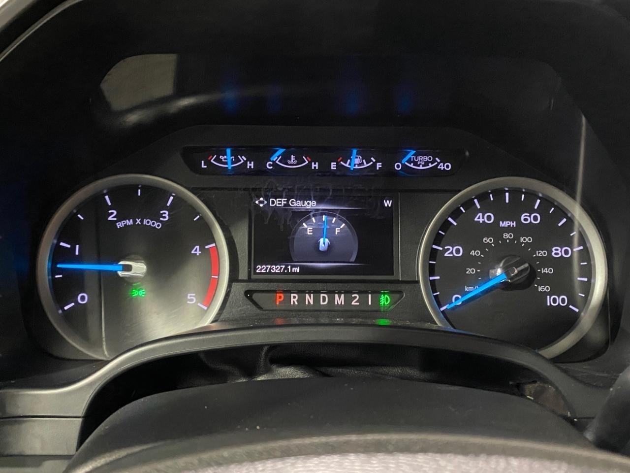 Ford F-250 SD XLT Crew Cab 4WD 2017