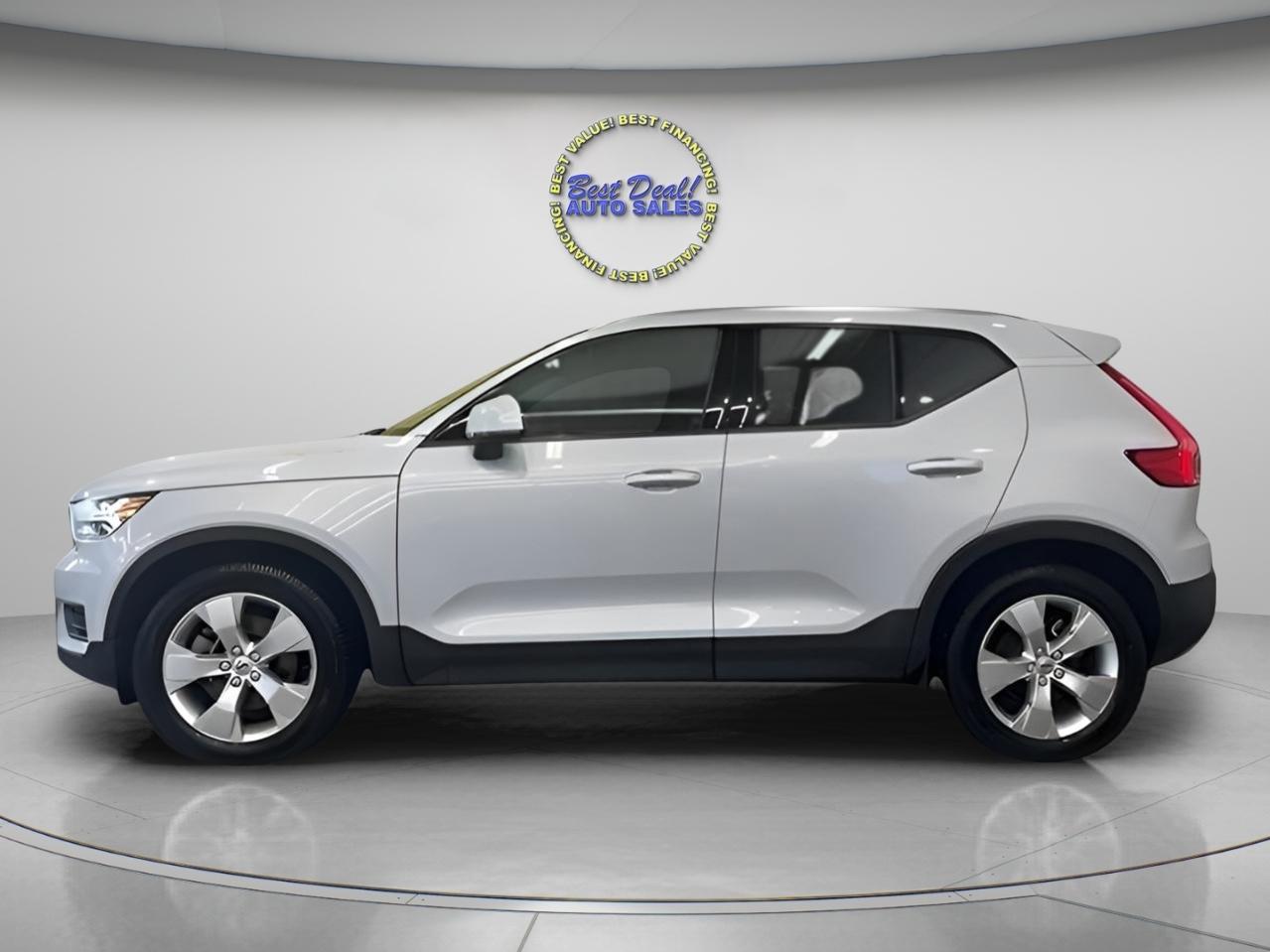 Volvo XC40 T5 Momentum AWD 2022