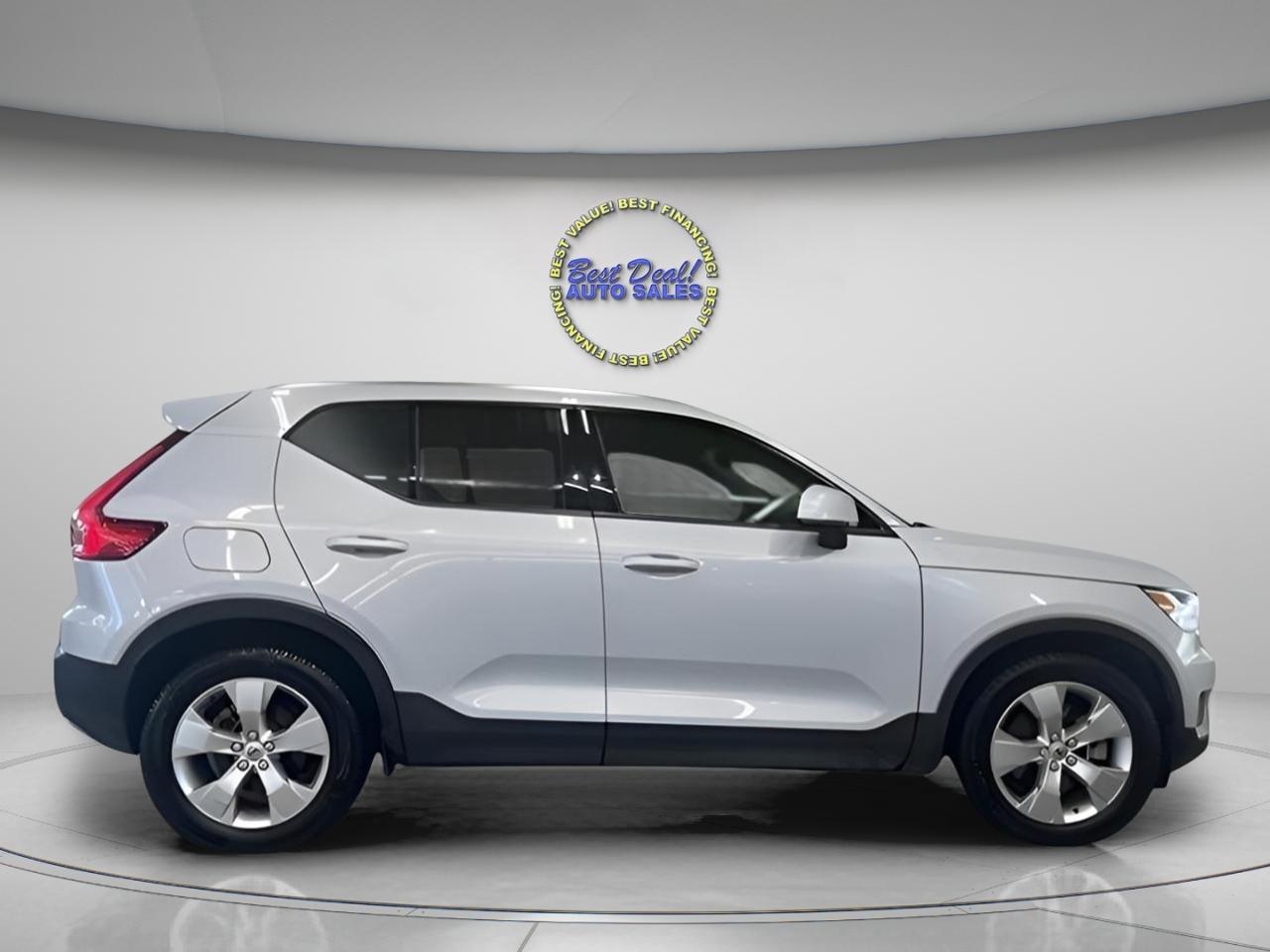 Volvo XC40 T5 Momentum AWD 2022