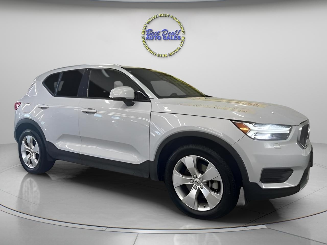Volvo XC40 T5 Momentum AWD 2022