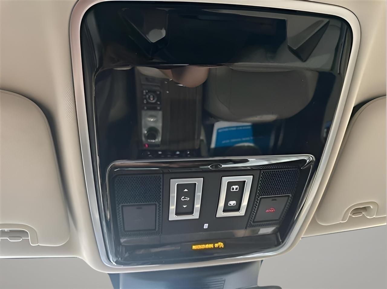 Land Rover Range Rover Supercharged LWB 2019