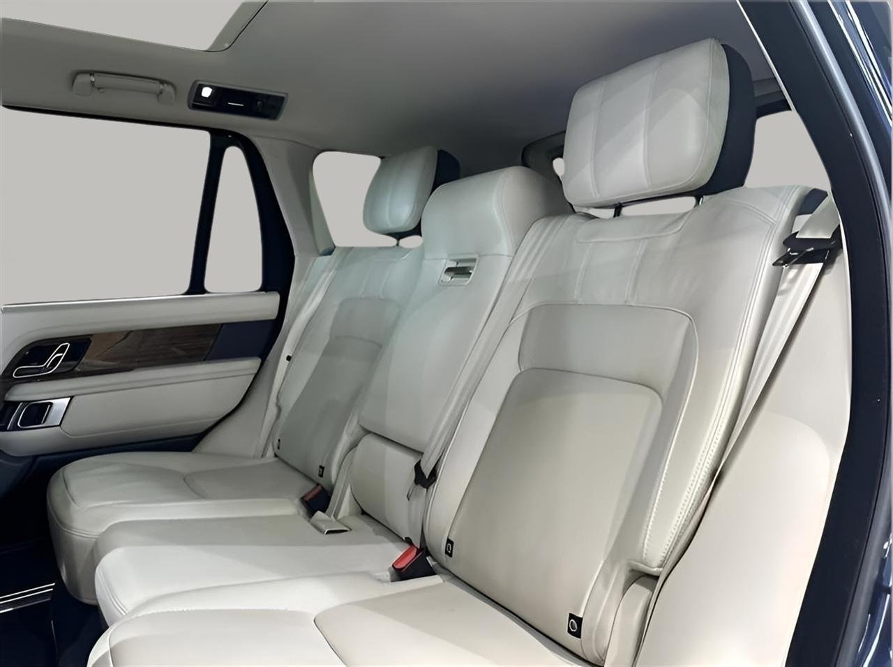 Land Rover Range Rover Supercharged LWB 2019