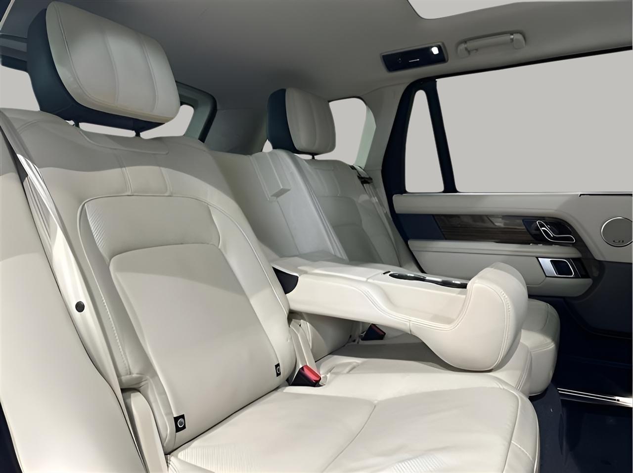 Land Rover Range Rover Supercharged LWB 2019
