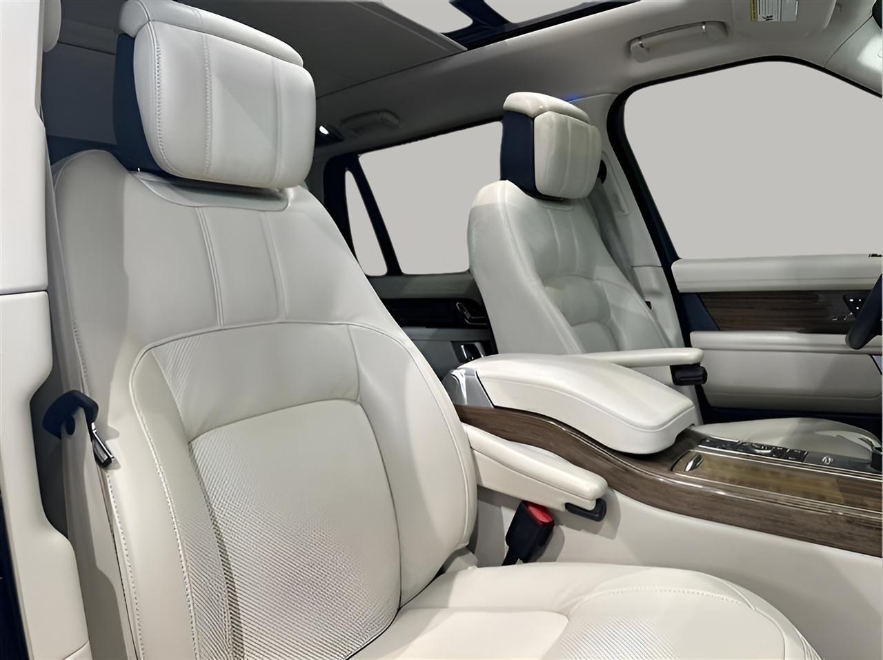 Land Rover Range Rover Supercharged LWB 2019