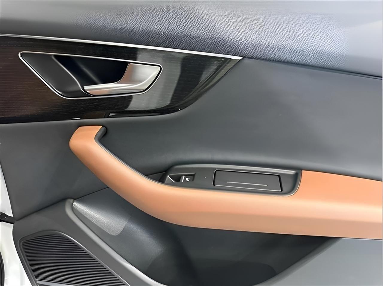 Audi Q7 Premium Plus 55 TFSI quattro 2021