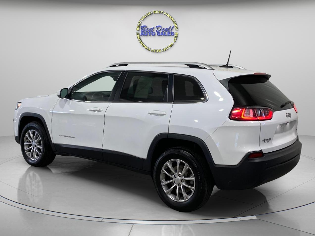 Jeep Cherokee Latitude Plus 4WD 2021