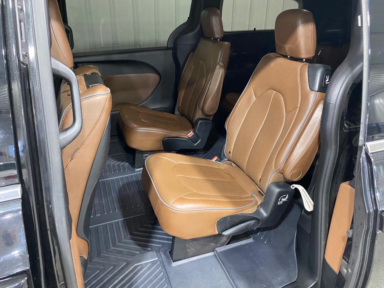 Chrysler Pacifica Limited 2018