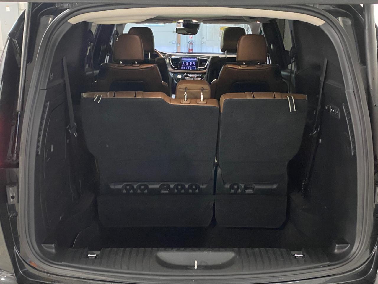 Chrysler Pacifica Limited 2018