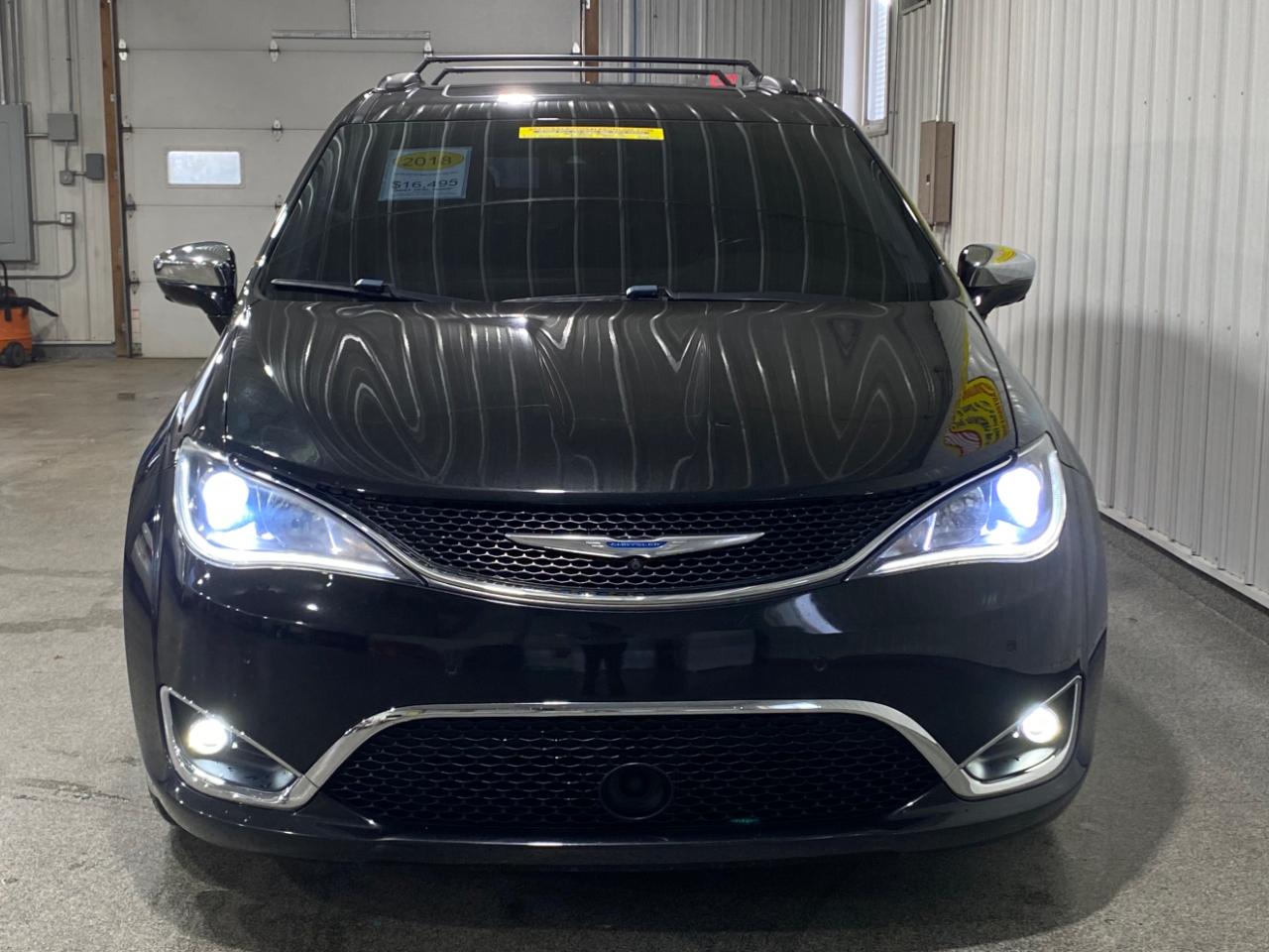 Chrysler Pacifica Limited 2018