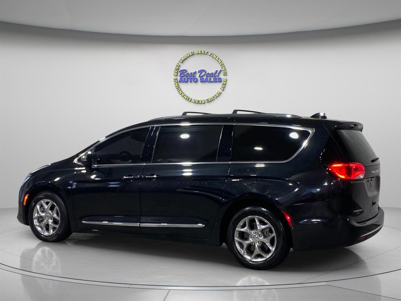 Chrysler Pacifica Limited 2018