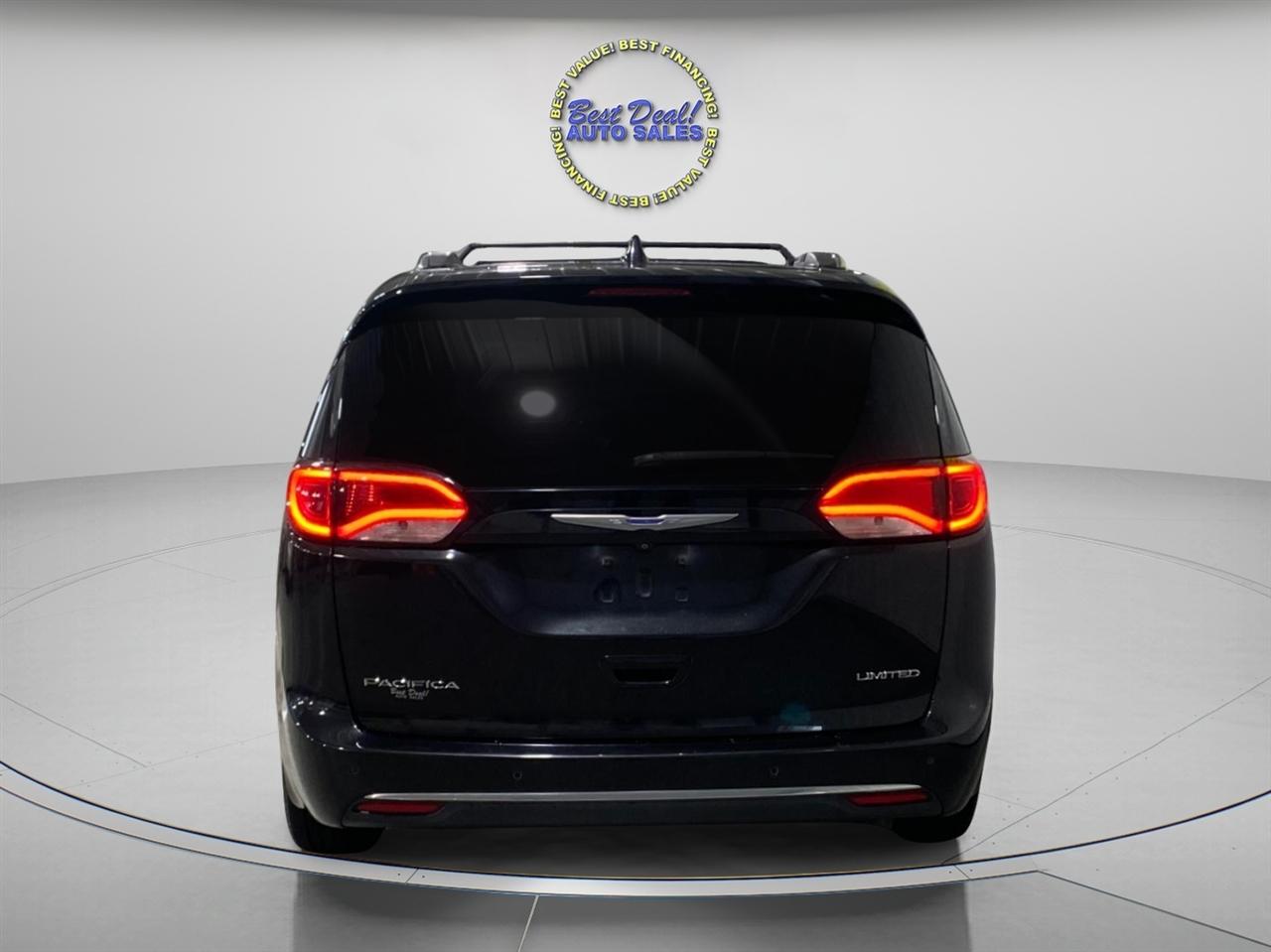 Chrysler Pacifica Limited 2018