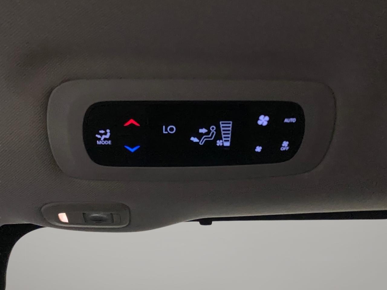 Chrysler Pacifica Limited 2018