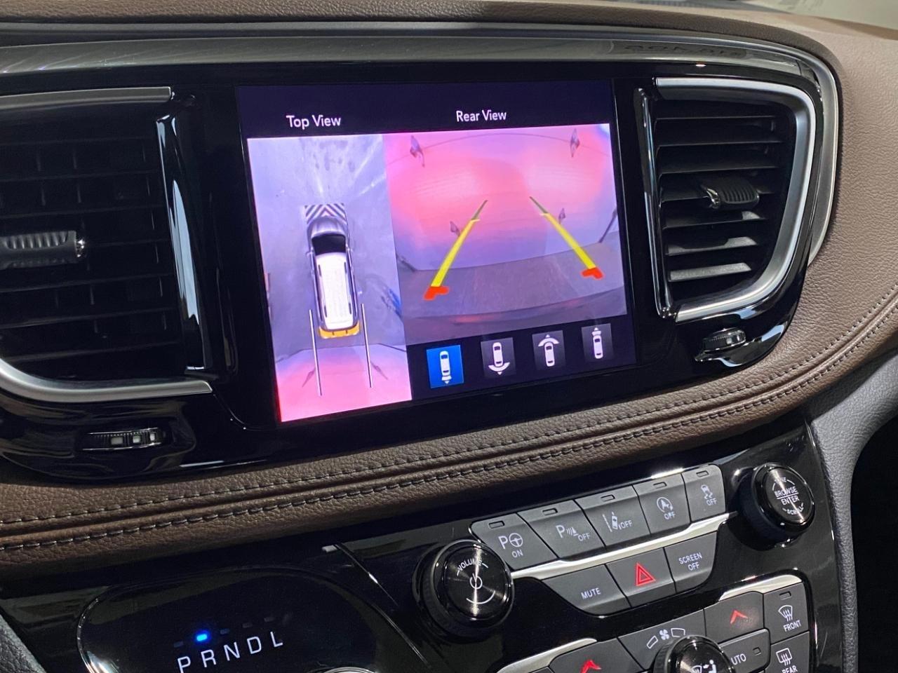 Chrysler Pacifica Limited 2018
