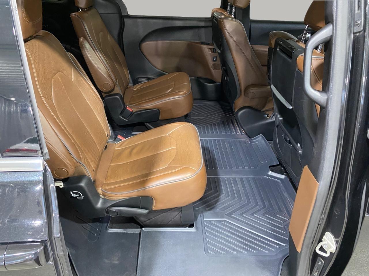 Chrysler Pacifica Limited 2018