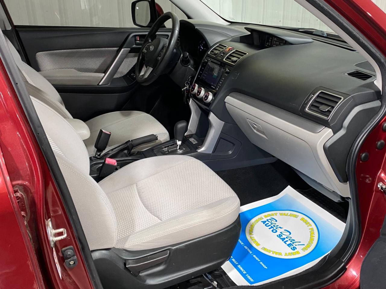 Subaru Forester 2.5i Premium PZEV CVT 2017