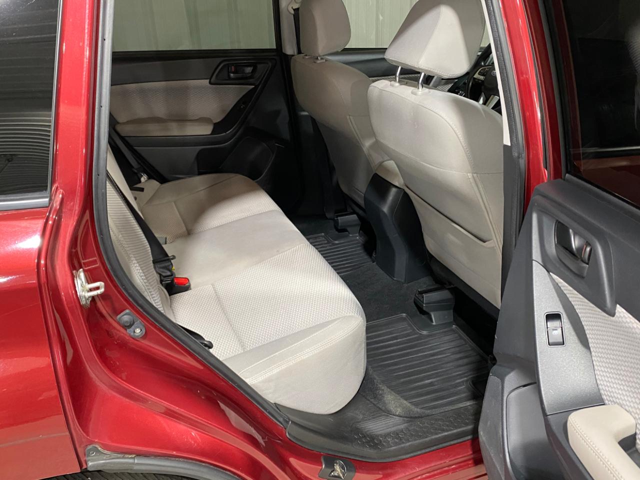 Subaru Forester 2.5i Premium PZEV CVT 2017