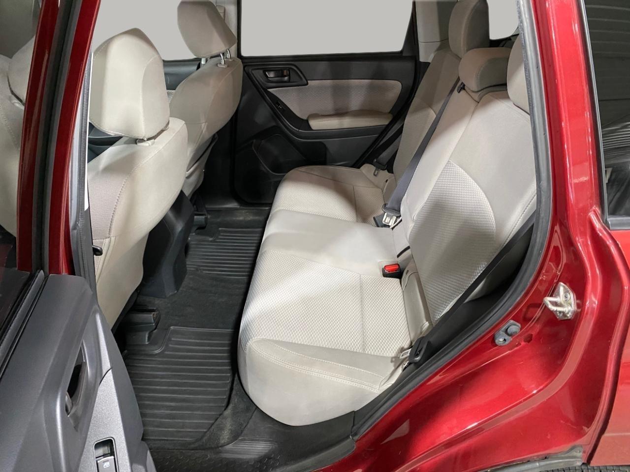 Subaru Forester 2.5i Premium PZEV CVT 2017