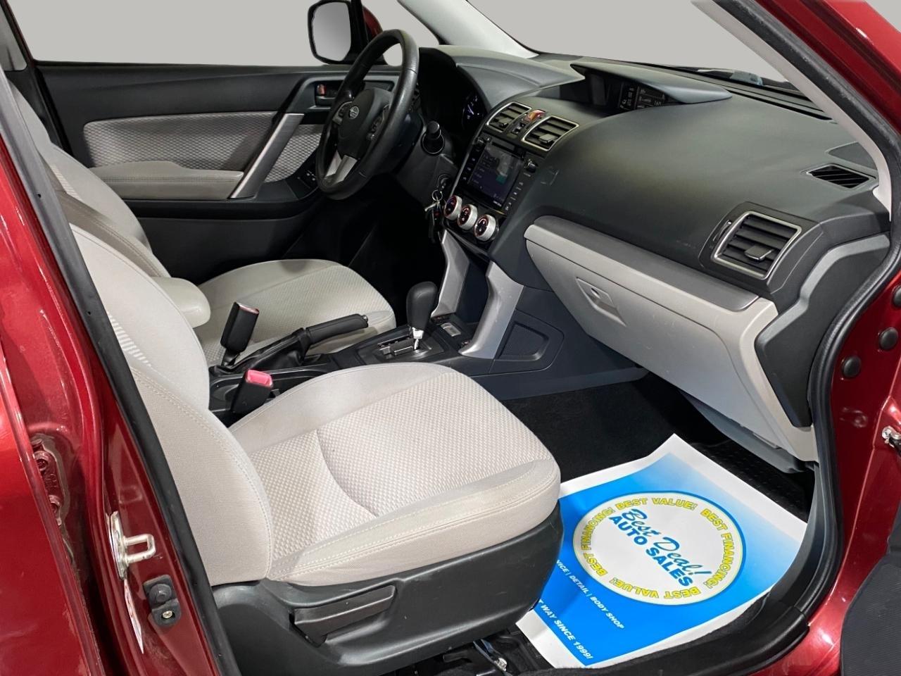 Subaru Forester 2.5i Premium PZEV CVT 2017