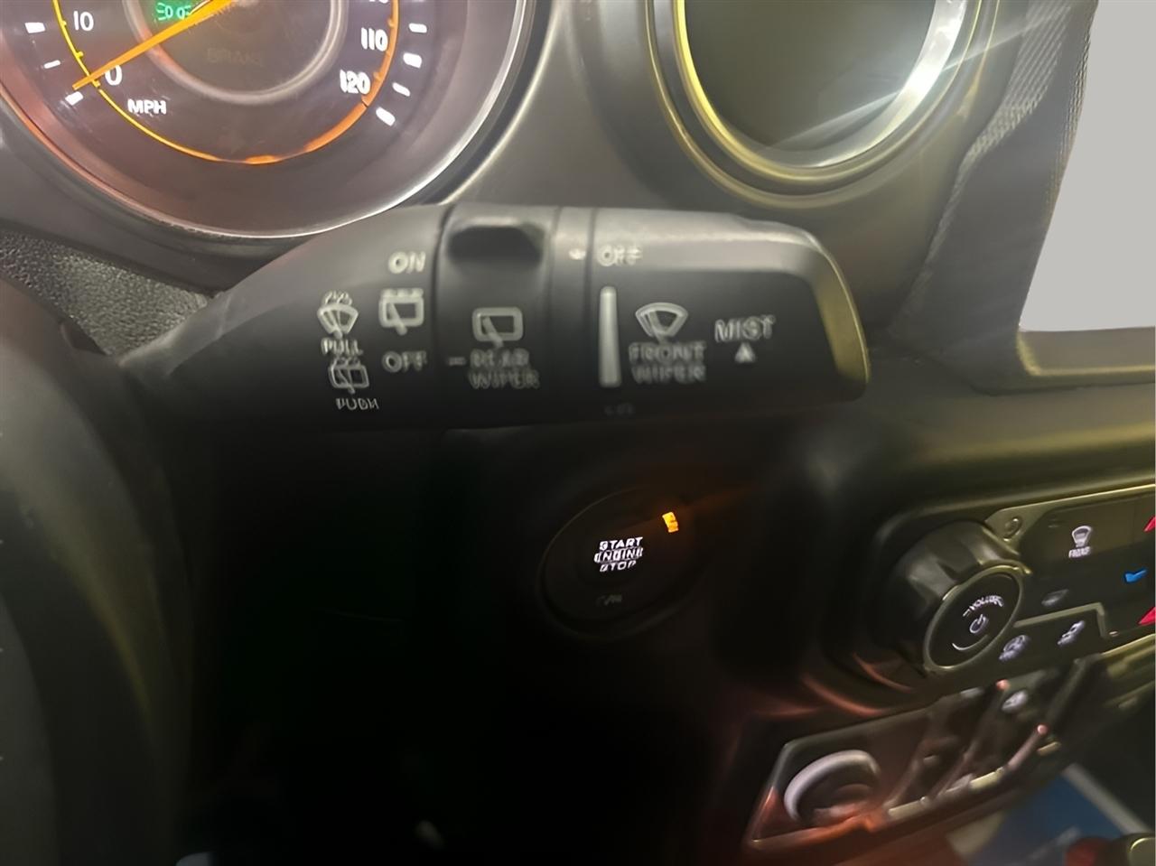 Jeep Wrangler Unlimited Sahara 2019