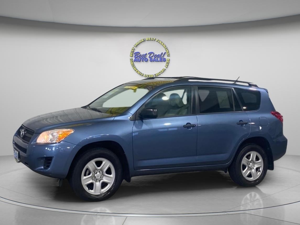 Toyota RAV4 Base I4 4WD 2012