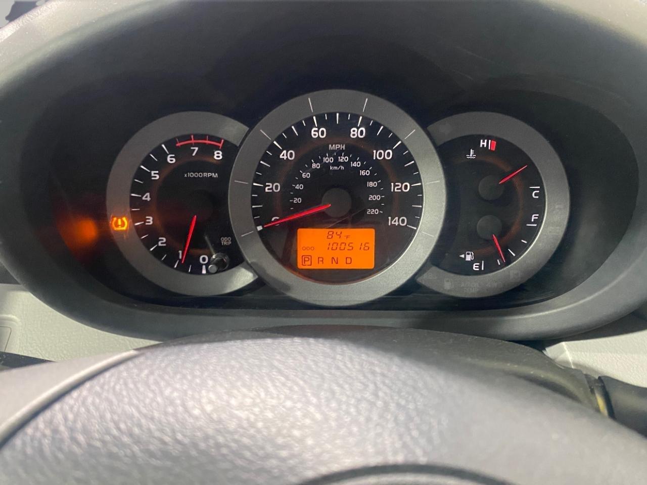 Toyota RAV4 Base I4 4WD 2012