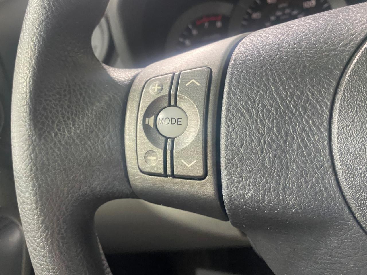Toyota RAV4 Base I4 4WD 2012