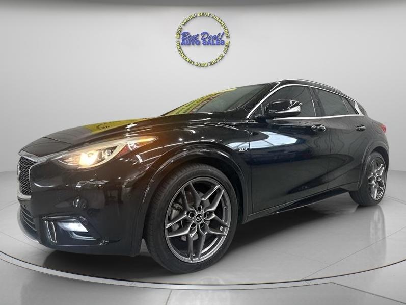 2018 Infiniti QX30 Premium FWD