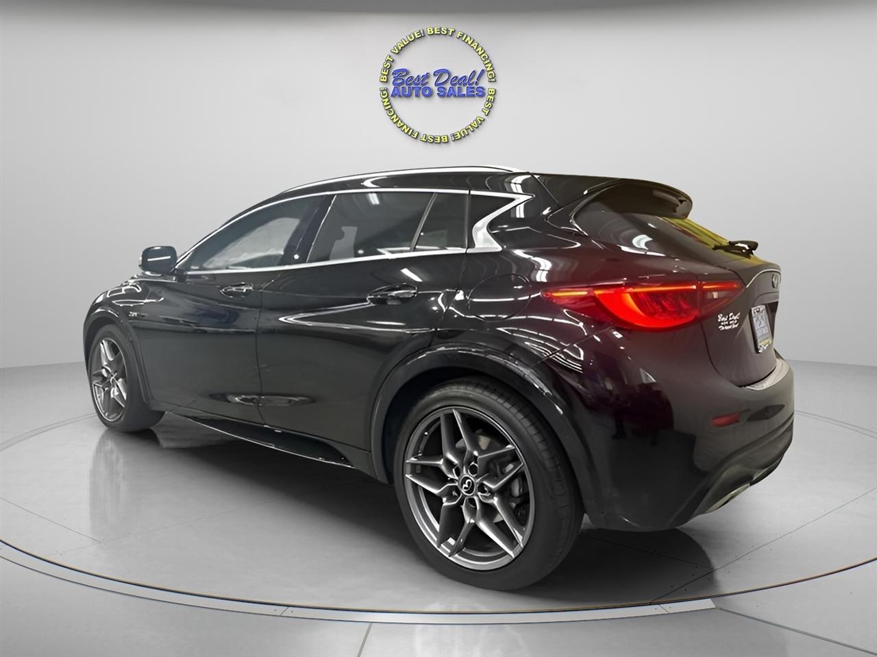 Infiniti QX30 Premium FWD 2018