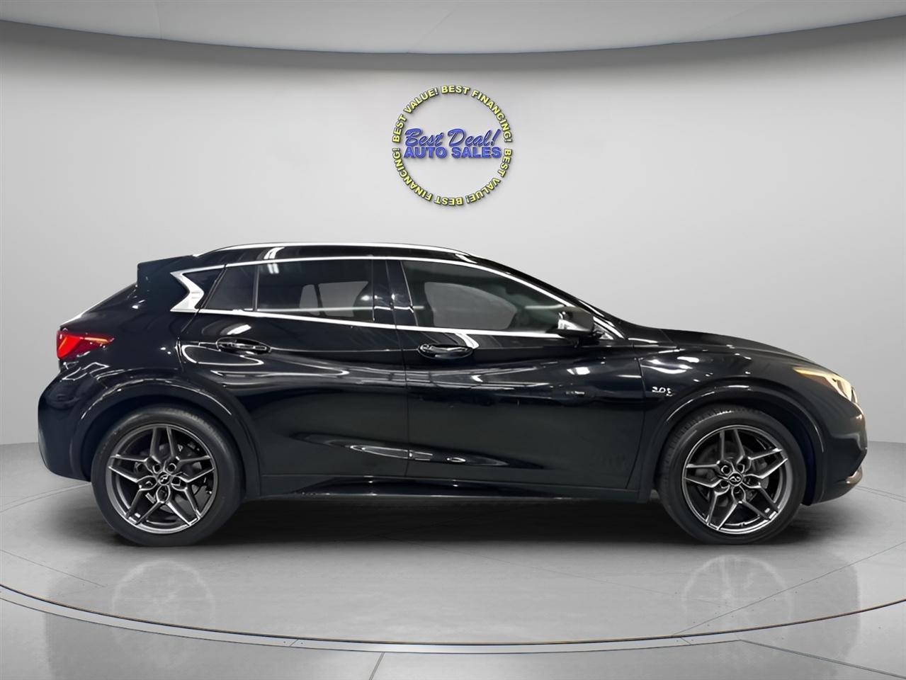 Infiniti QX30 Premium FWD 2018