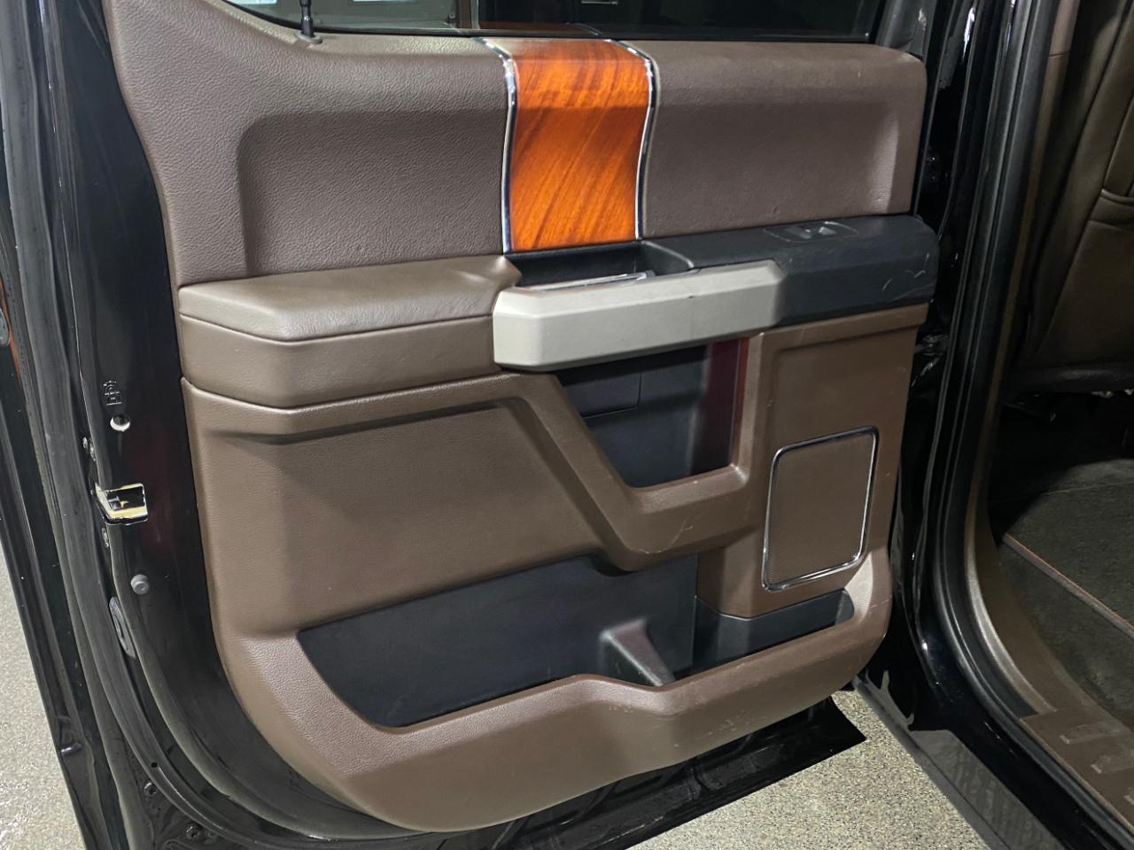 Ford F-150 Lariat SuperCrew 6.5-ft. Bed 4WD 2017