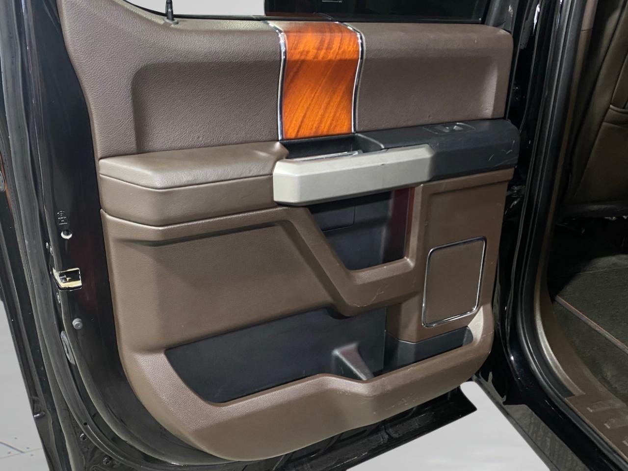 Ford F-150 Lariat SuperCrew 6.5-ft. Bed 4WD 2017