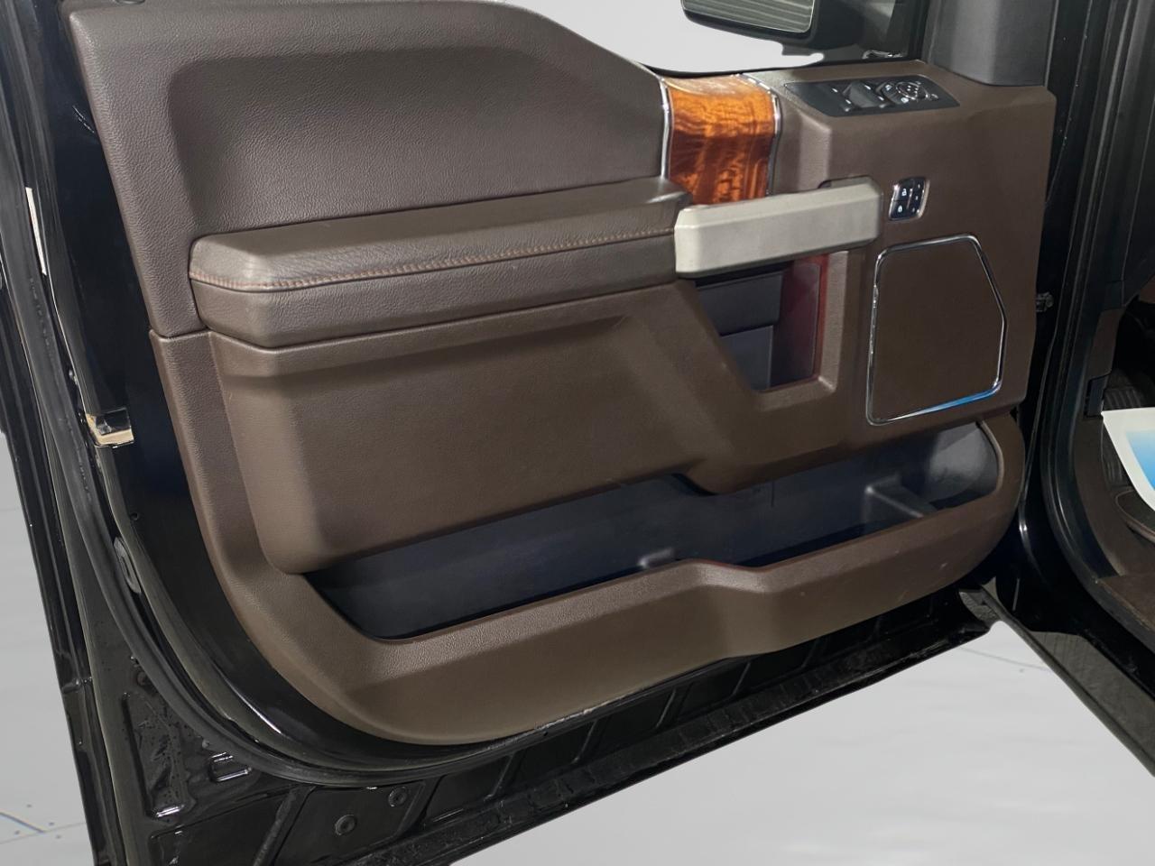 Ford F-150 Lariat SuperCrew 6.5-ft. Bed 4WD 2017