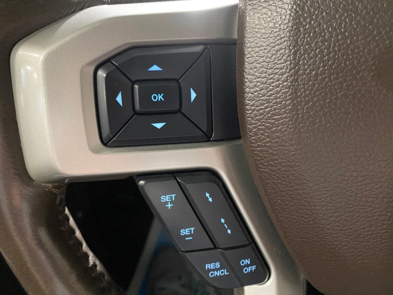 Ford F-150 Lariat SuperCrew 6.5-ft. Bed 4WD 2017