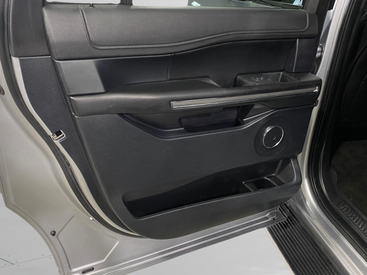Ford Expedition MAX XLT 4WD 2020