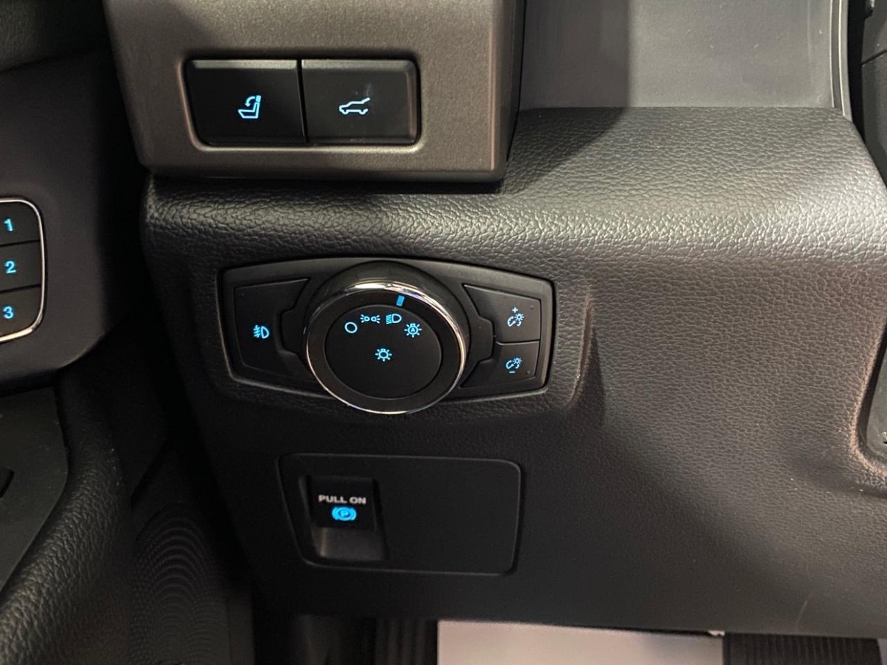 Ford Expedition MAX XLT 4WD 2020