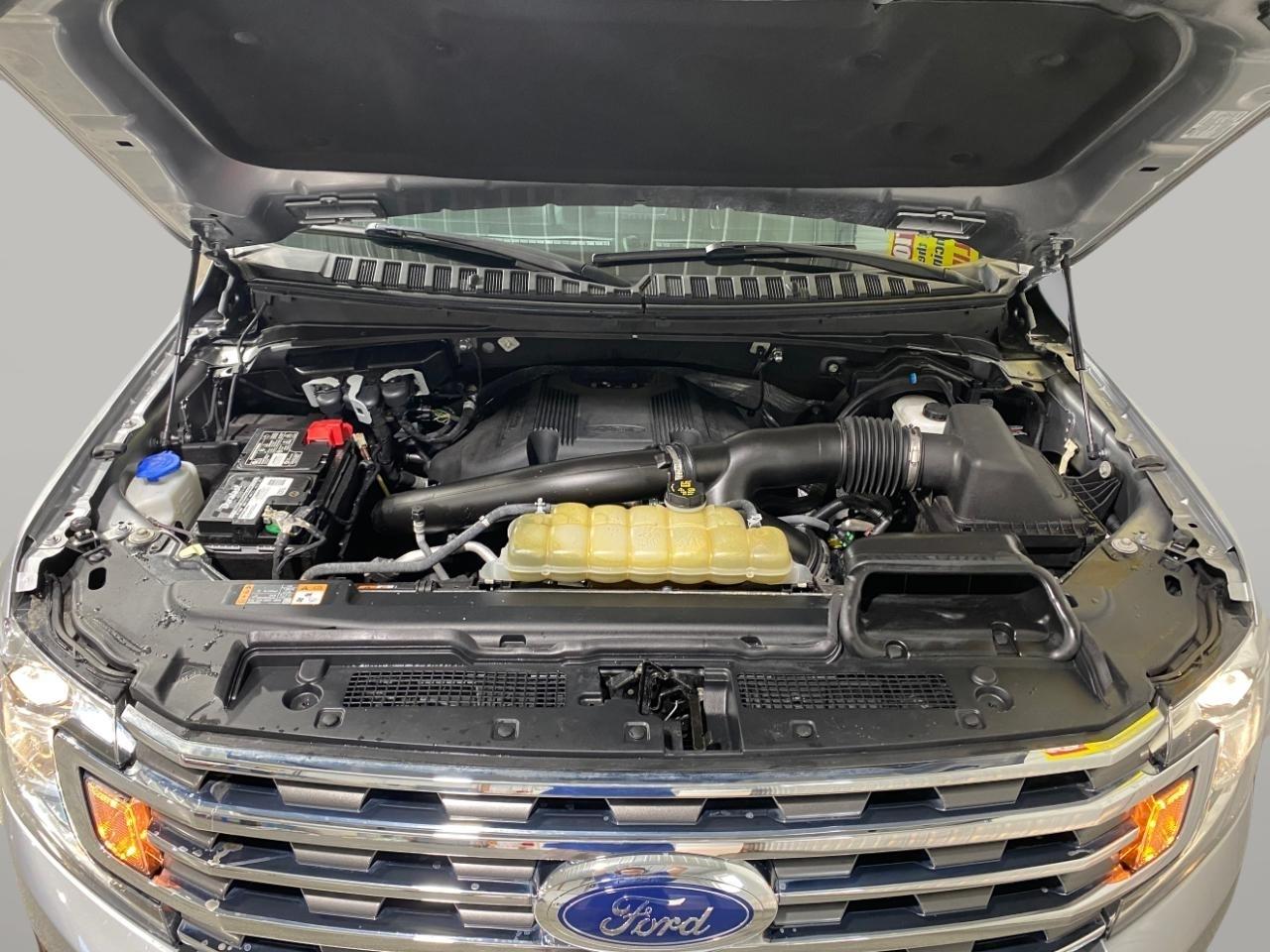 Ford Expedition MAX XLT 4WD 2020