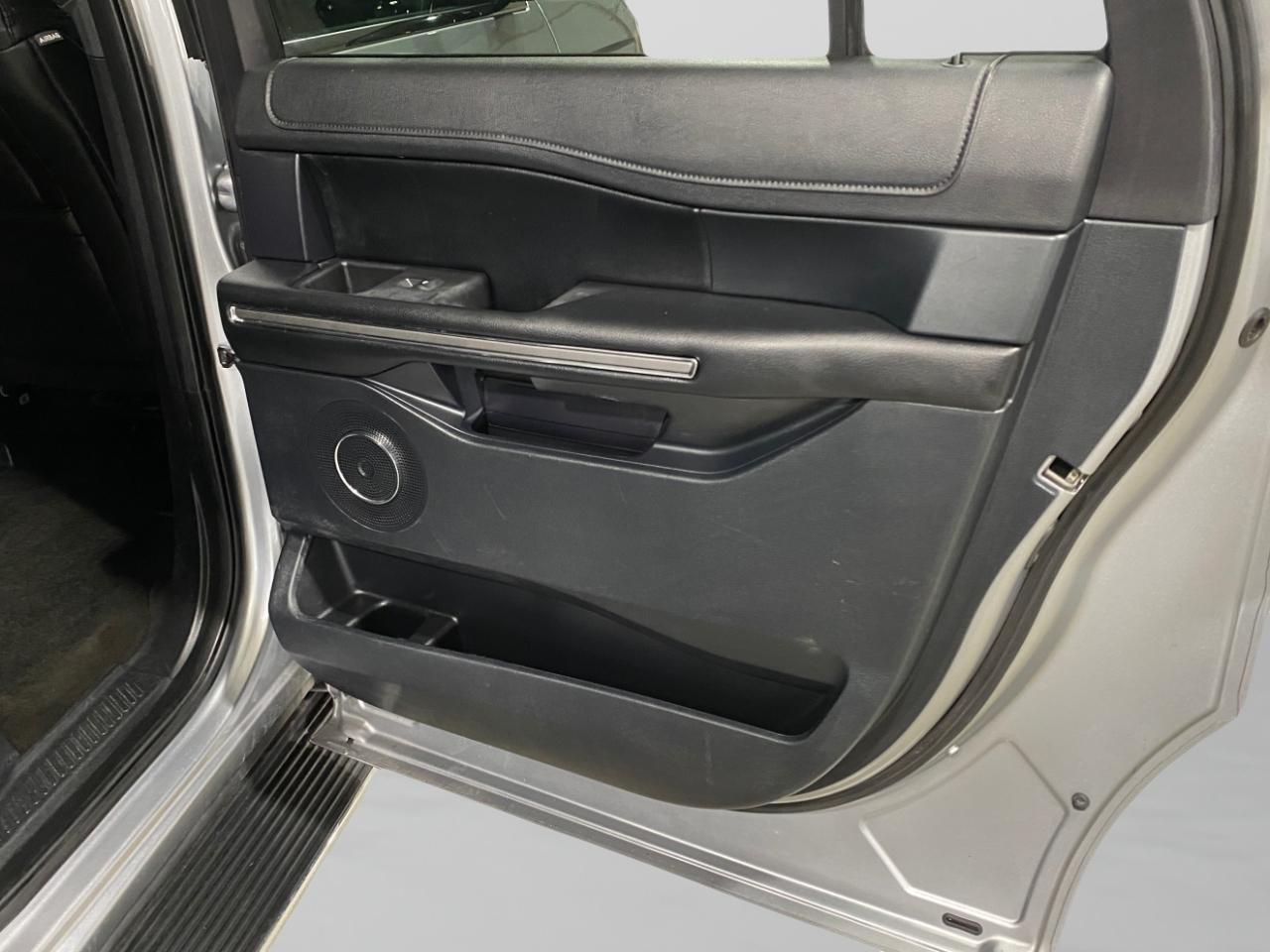 Ford Expedition MAX XLT 4WD 2020