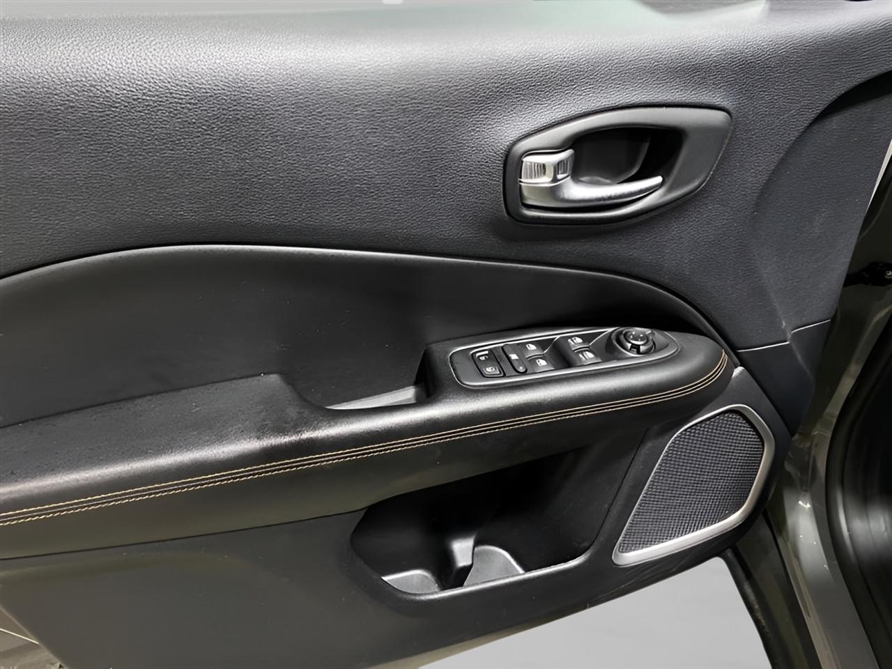 2021 Jeep Compass Limited - Photo 7