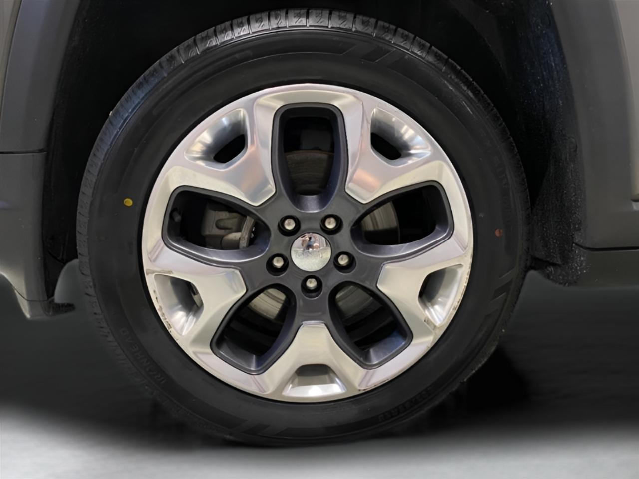 2021 Jeep Compass Limited - Photo 22
