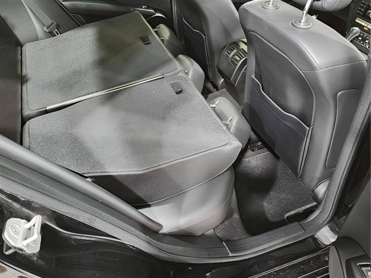 Mercedes-Benz C-Class  2014