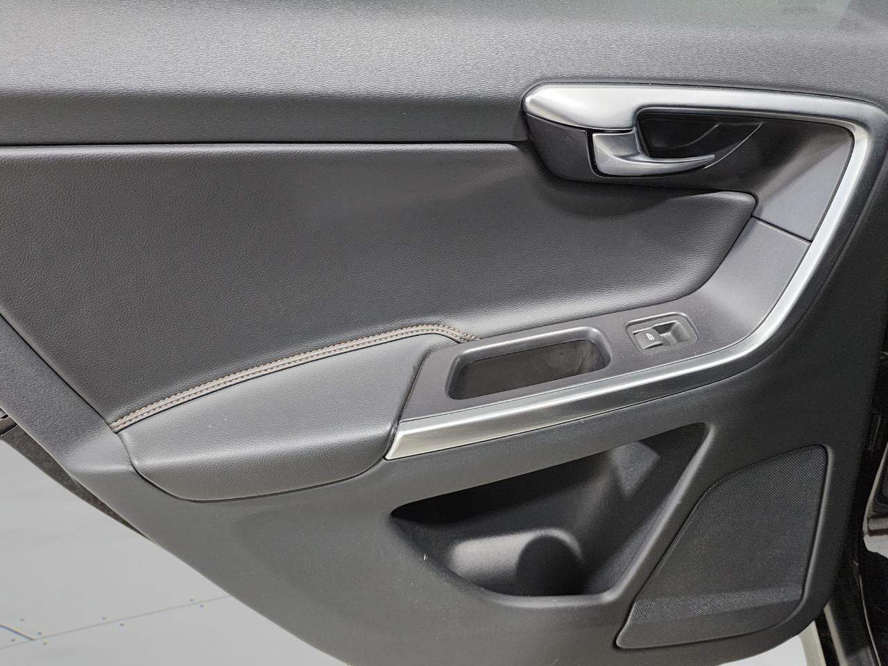 Volvo XC60  2017