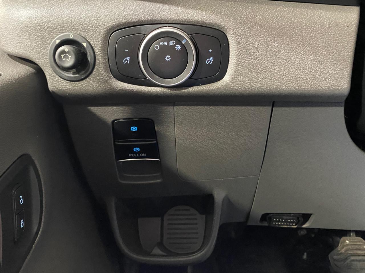Ford Transit 250 Van High Roof w/Sliding Pass. 148-in. WB 2022