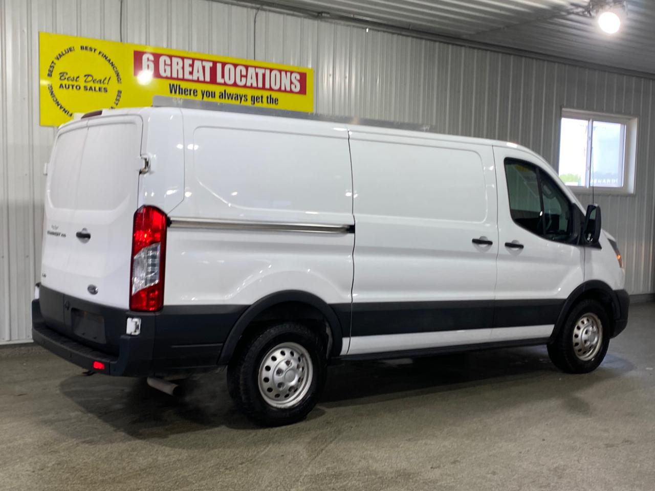 Ford Transit 250 Van High Roof w/Sliding Pass. 148-in. WB 2022