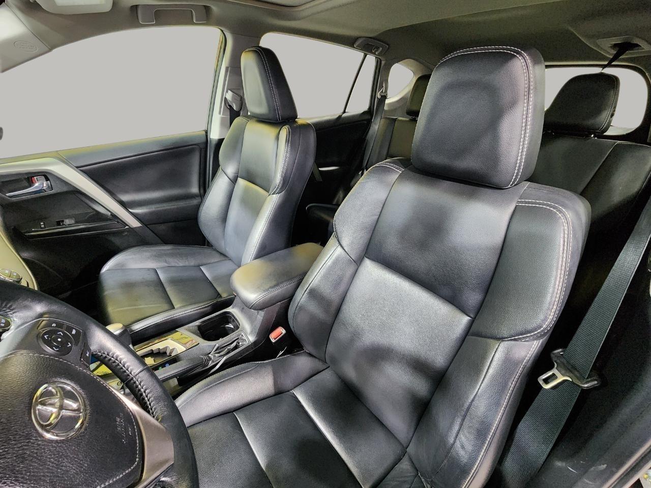 Toyota RAV4  2017
