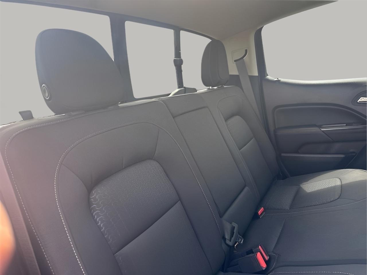 GMC Canyon SLE Crew Cab 4WD 2016