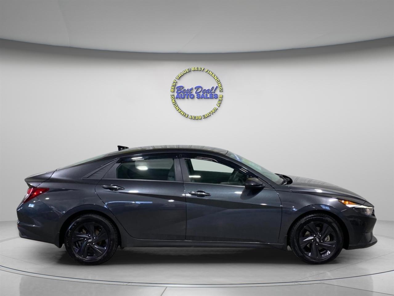 Hyundai Elantra SEL 2022