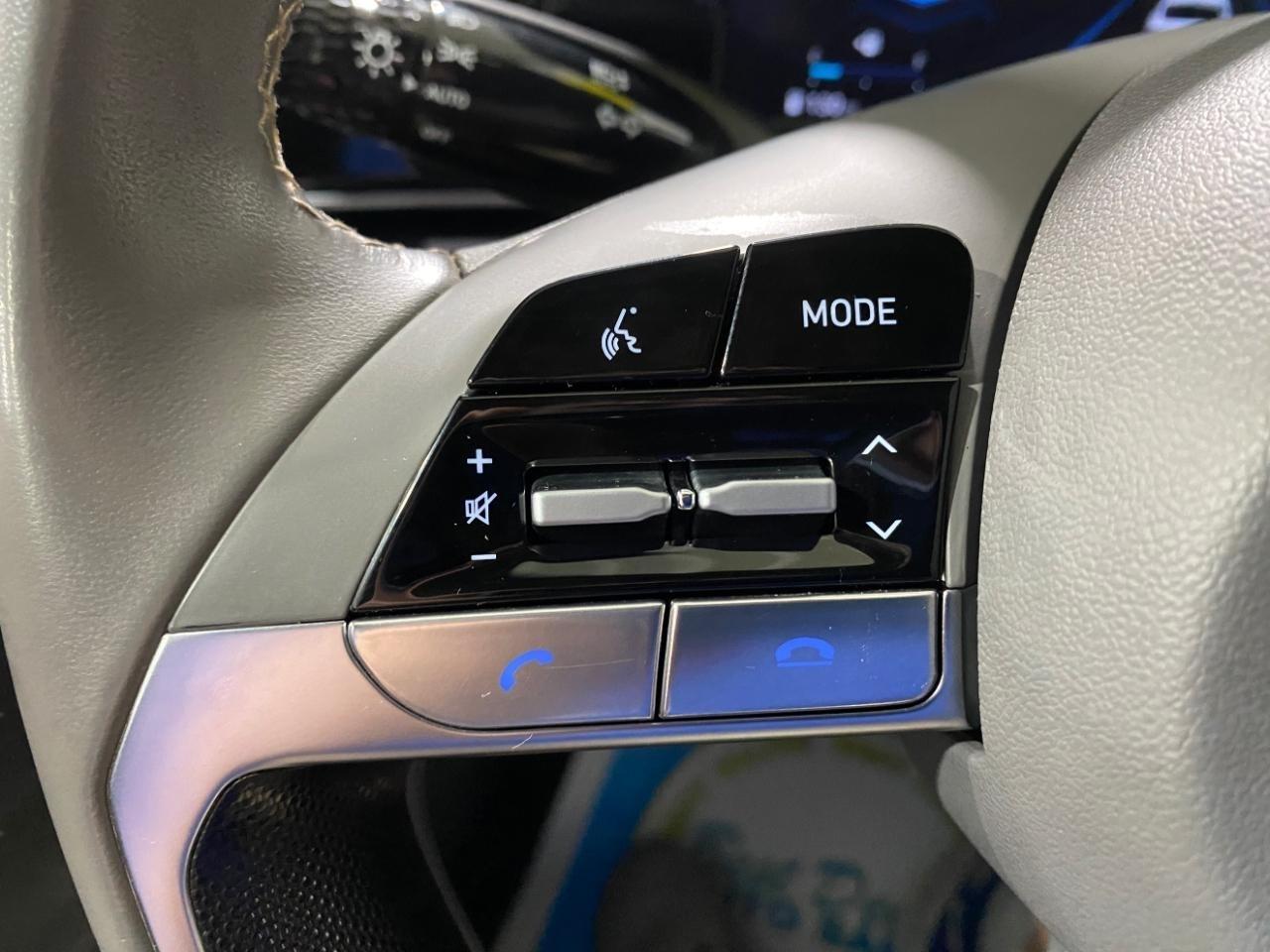 Hyundai Elantra SEL 2022